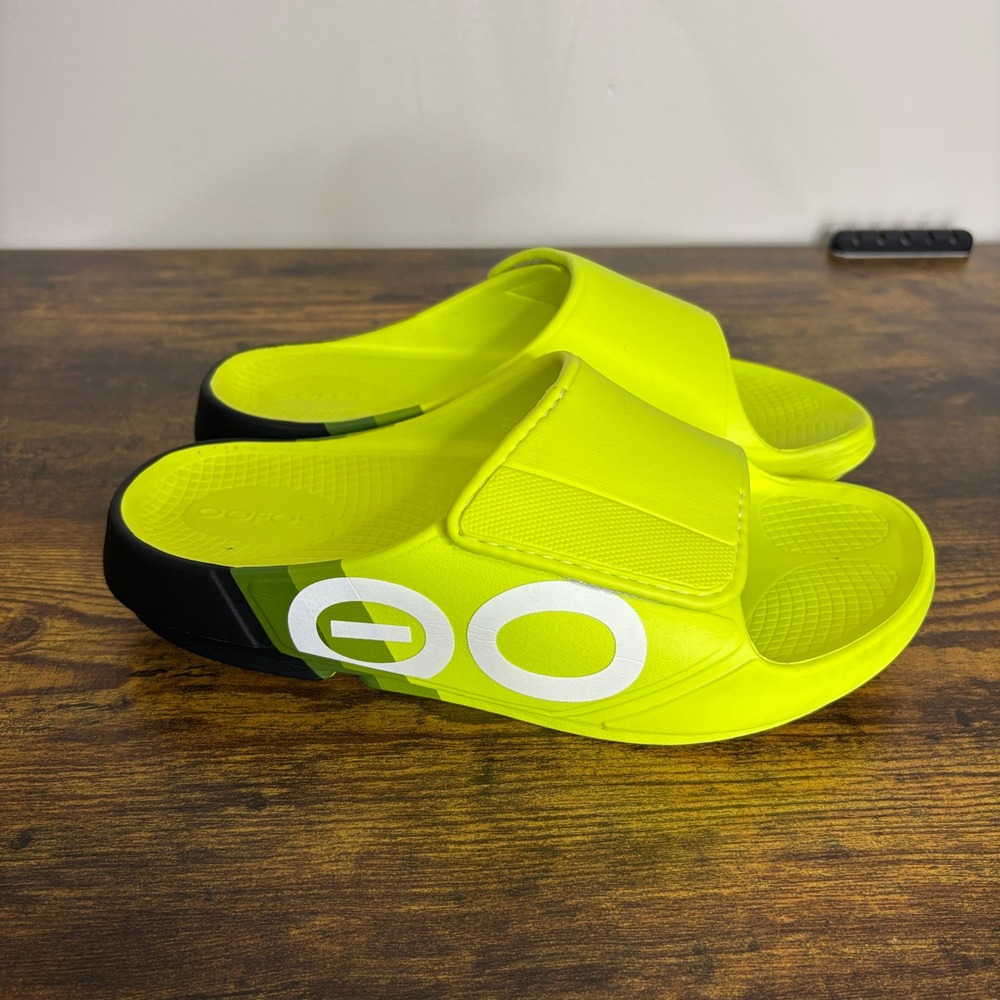 OOFOS M7 W9 OOahh Sport Flex Slides Neon Electro Rally Recovery Sandals